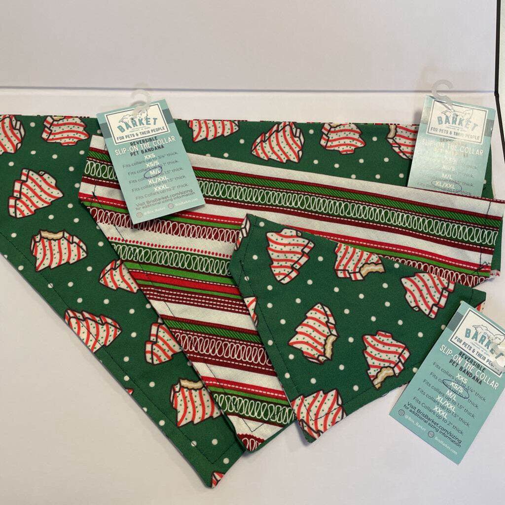 Christmas Tree Snack Cakes Collar Bandana (ACCESSORIES, M/L